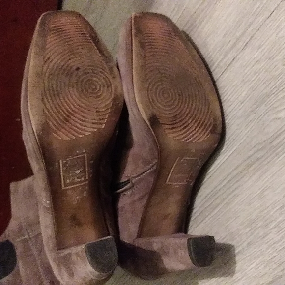 SEXY SOFT HOT!!! Over the Knee Mushroom Suede Boot. With 3.5" H. Sz: 7 - Picture 8 of 14